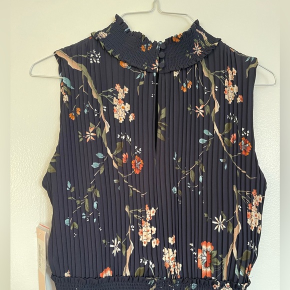 Summer Dress - Picture 6 of 7